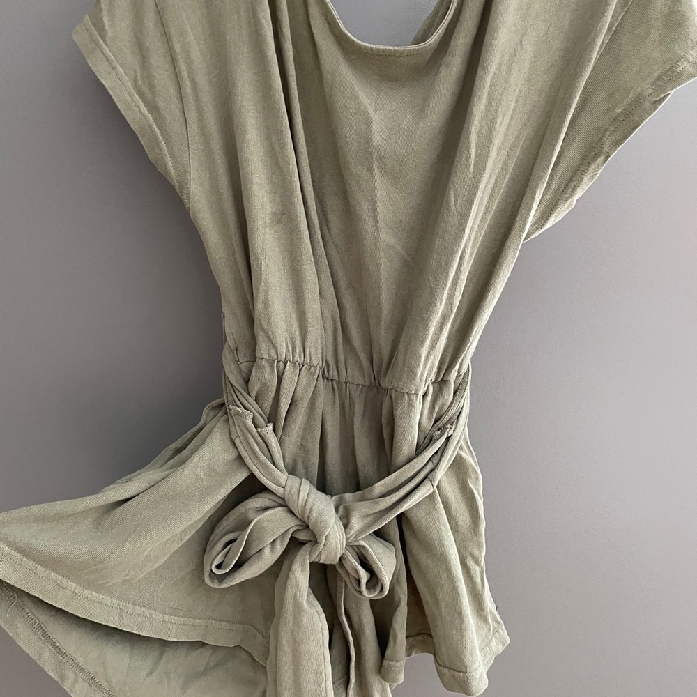 Free People green tie romper - Picture 3 of 3